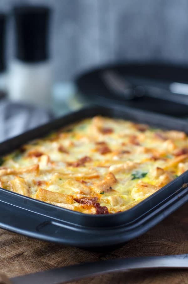 Einfache Ofenfrittata Mit Ubrig Gebliebenen Pommes Eine Prise Lecker