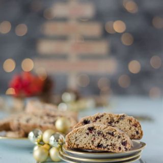 leckere, weihnachtliche Cantuccini mit Cranberries