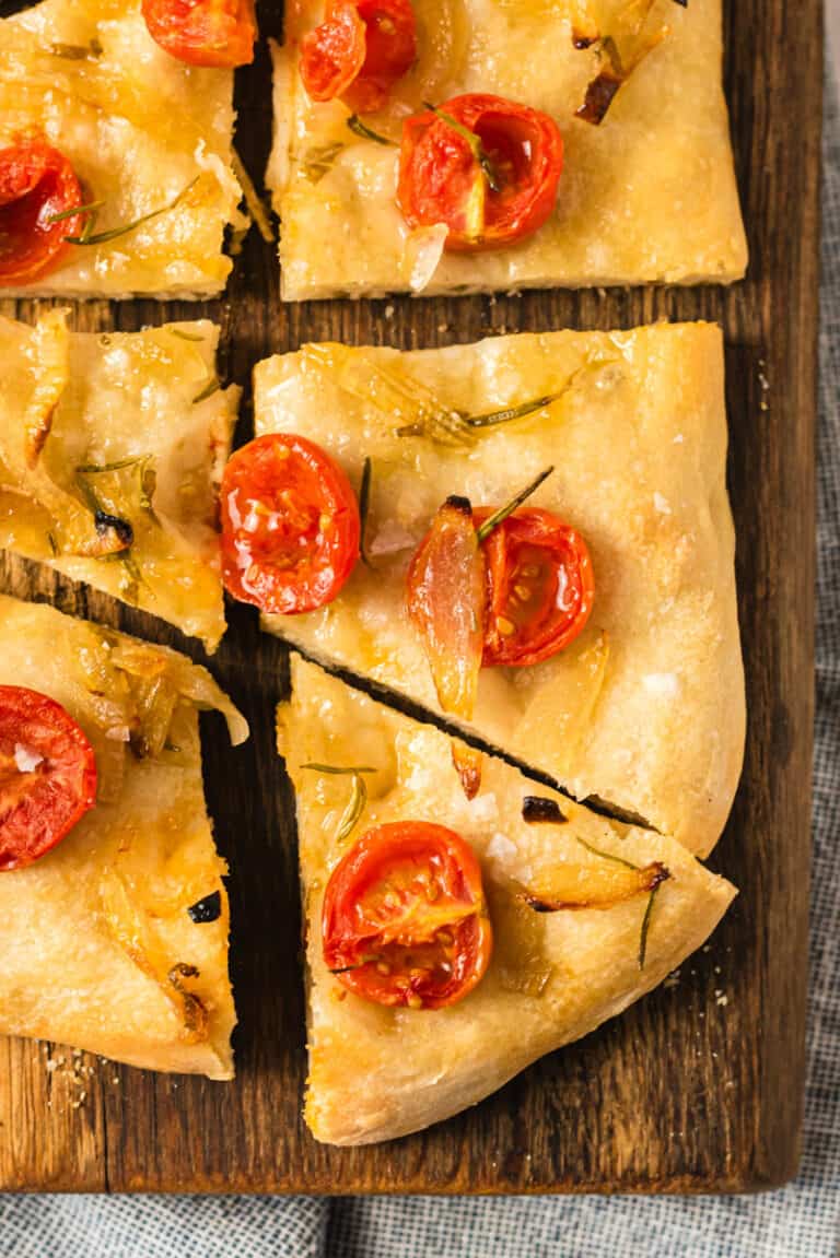 Einfache Focaccia in 4 Varianten - mit und ohne Thermomix - Eine Prise ...