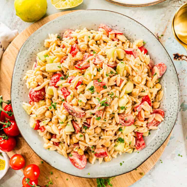 Griechischer Salat: So machst du ihn wie in Griechenland - Eine Prise ...