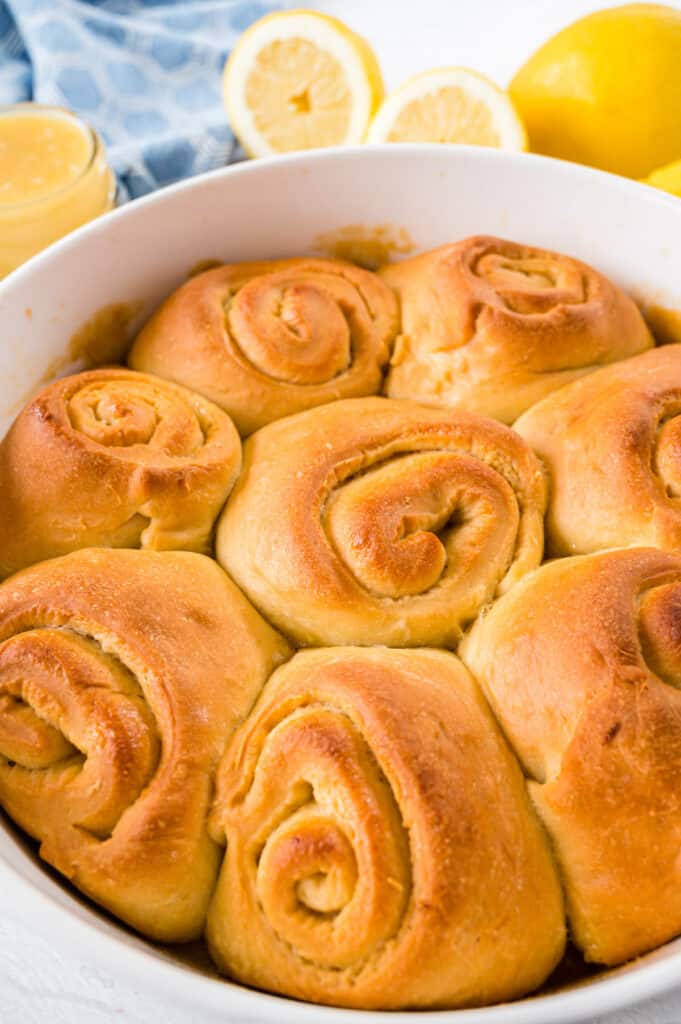 Vegane Hefeschnecken mit Zitrone - Eine Prise Lecker