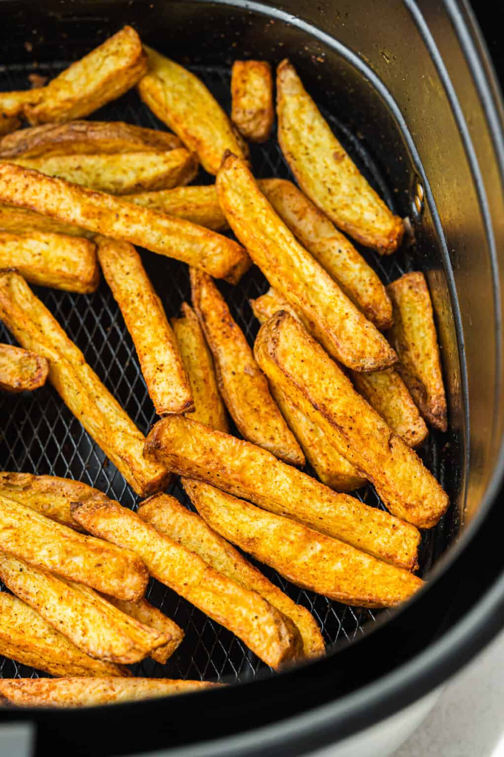 Knusprige Pommes aus der Heißluftfritteuse Eine Prise Lecker